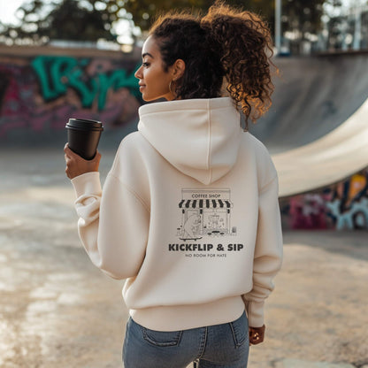 Kickflip & Sip Wanja Fashion, Premium-Hoodie im Oversized-Schnitt